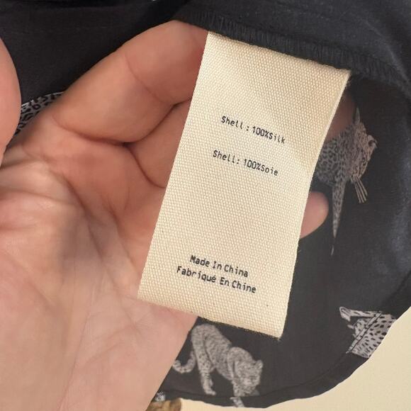 L’Agence Tyler Silk Leopard Cat Print Button Down Shirt Blouse Black Large NWT - Picture 9 of 13